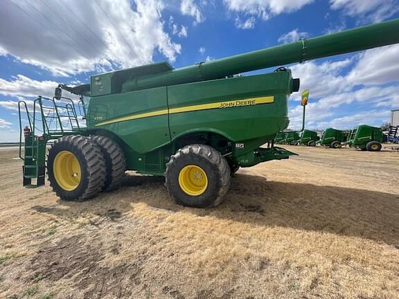Image of John Deere S770 equipment image 3
