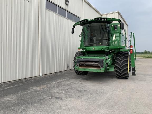 Image of John Deere S770 equipment image 2
