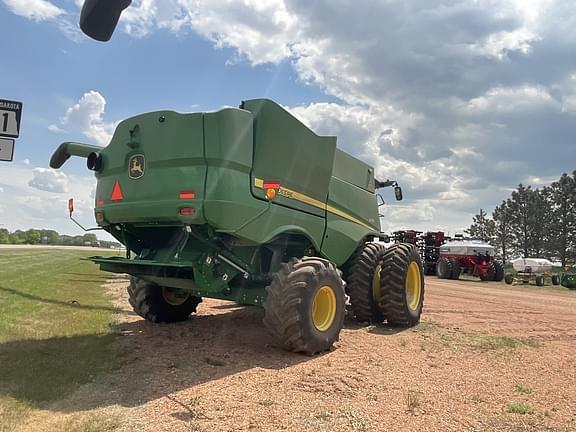 Image of John Deere S770 equipment image 3