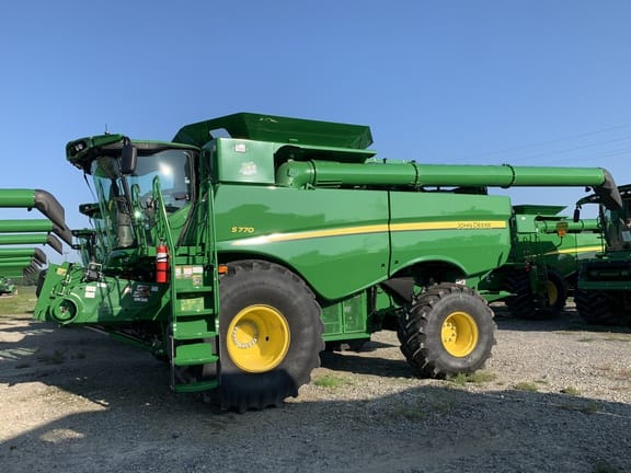 Main image John Deere S770