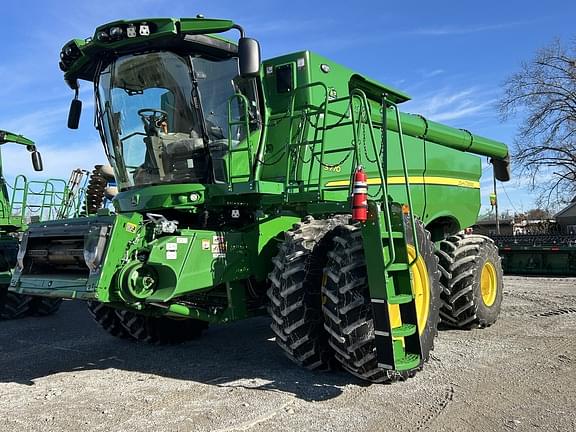 Image of John Deere S770 Primary image