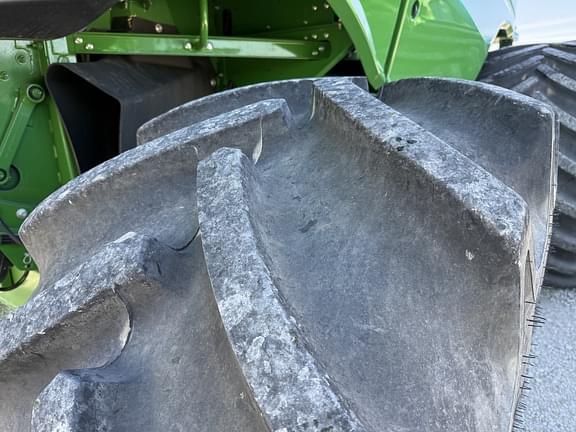 Image of John Deere S770 equipment image 4