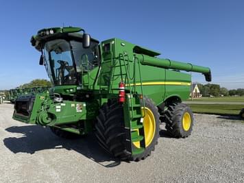 Main image John Deere S770