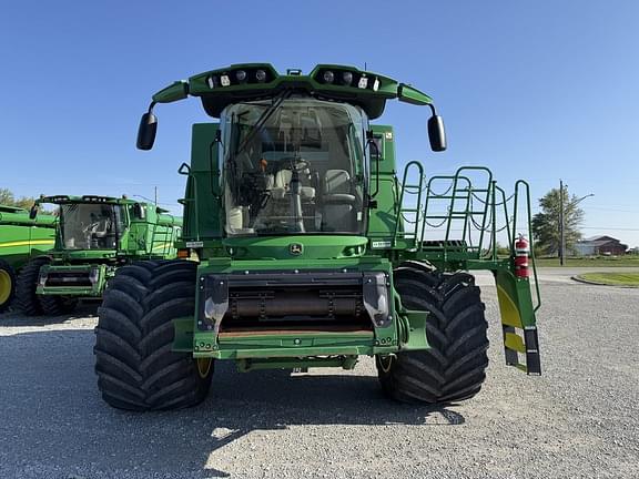 Image of John Deere S770 equipment image 2