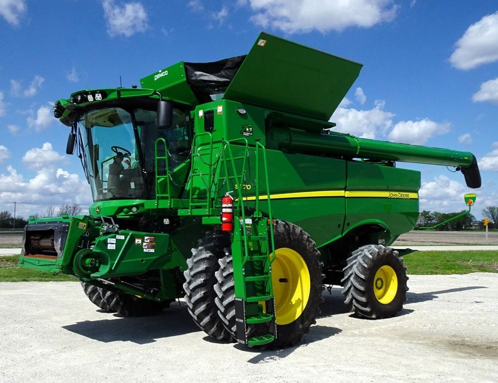2022 John Deere S770 Equipment Image0