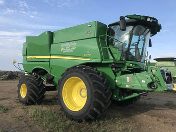 Main image John Deere S770