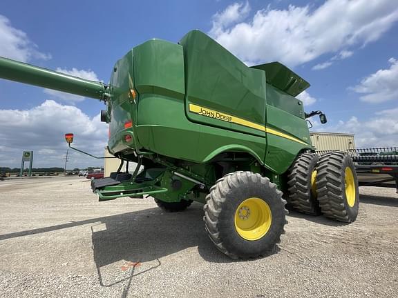 Image of John Deere S770 equipment image 2