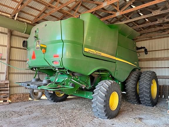 Image of John Deere S770 equipment image 1