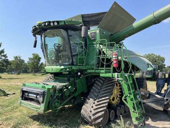 2022 John Deere S770 Equipment Image0