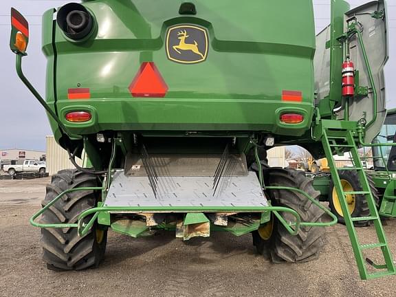 Image of John Deere S770 equipment image 2