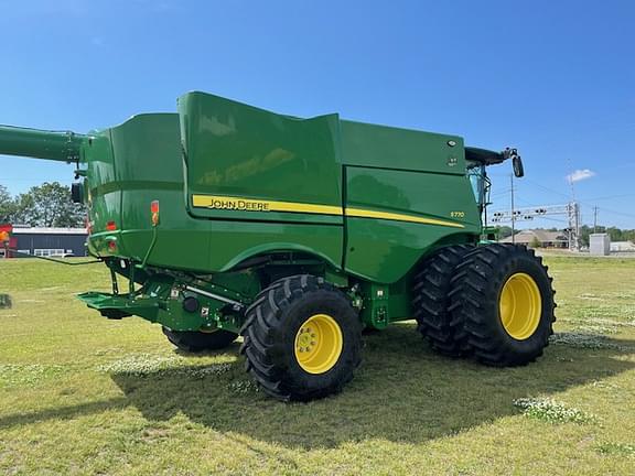 Image of John Deere S770 equipment image 3