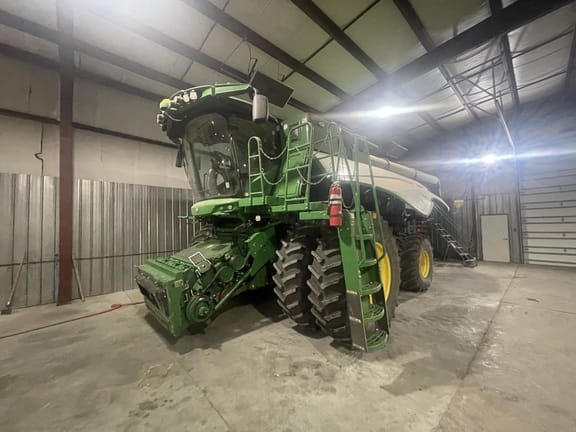 2022 John Deere S770 Equipment Image0