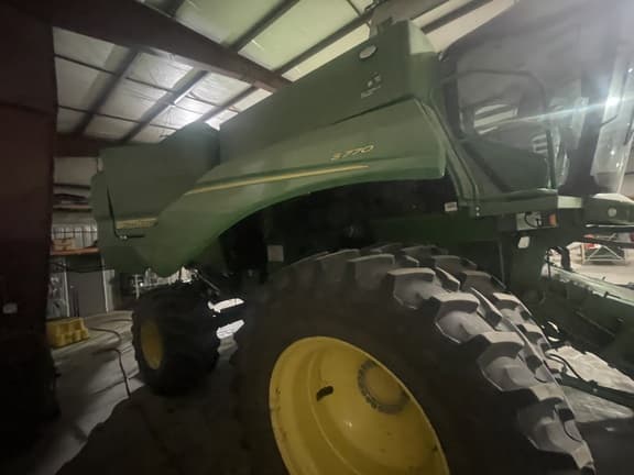 Image of John Deere S770 equipment image 3