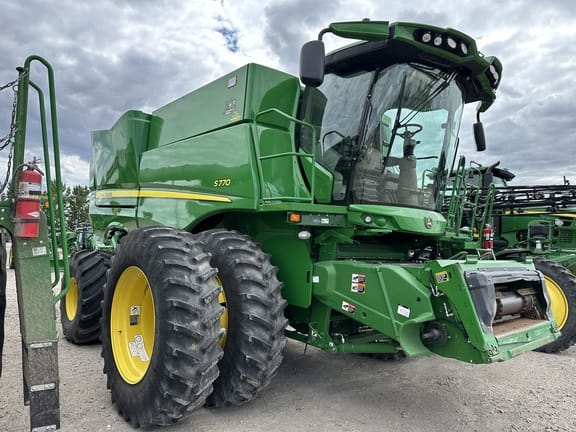 Main image John Deere S770