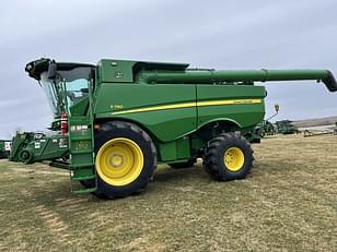 Main image John Deere S780 6