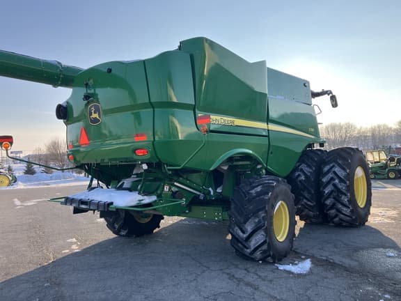 Image of John Deere S780 equipment image 4