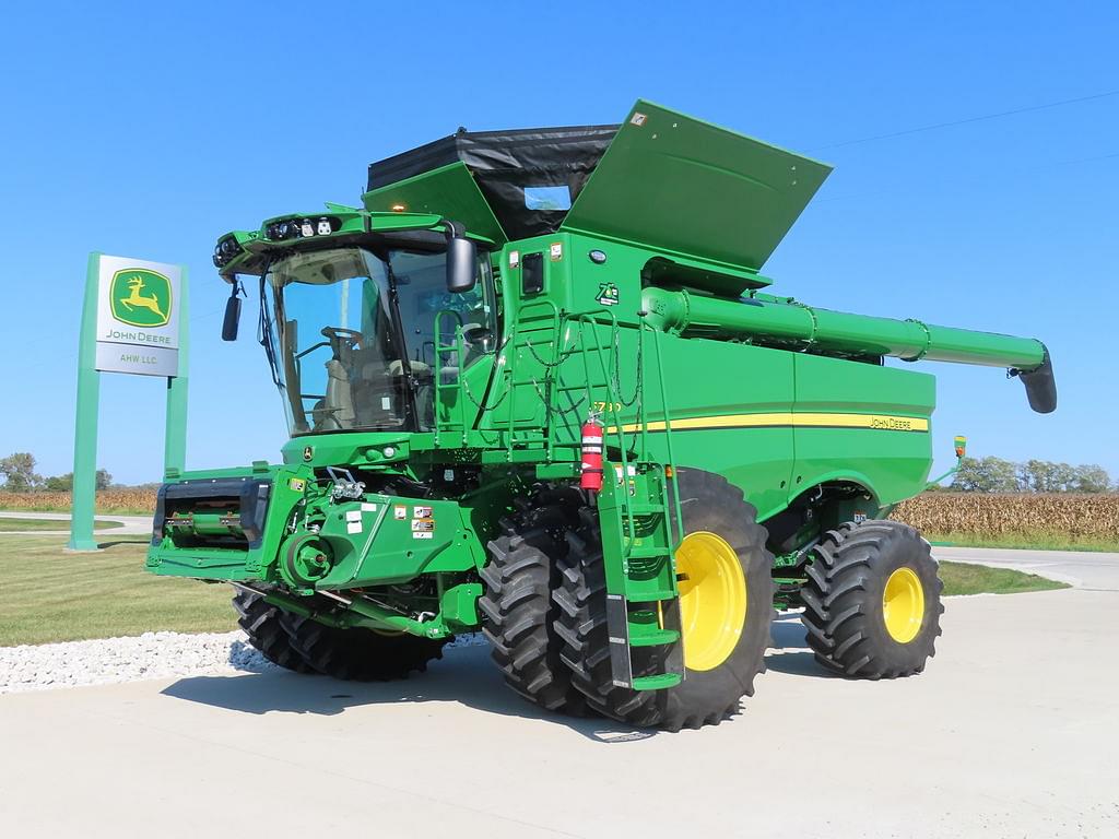 Image of John Deere S780 Primary image