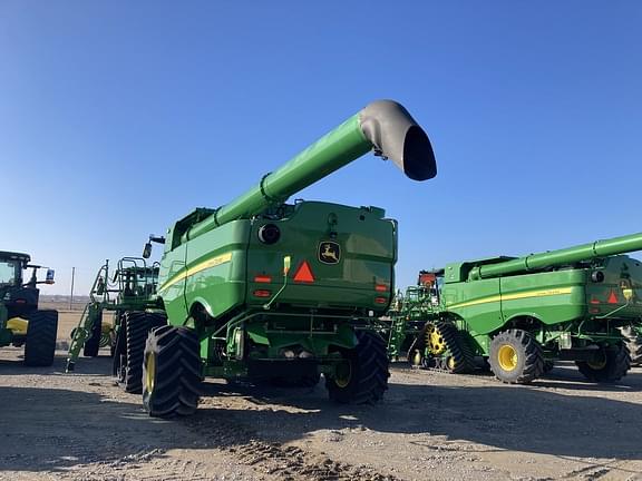 Image of John Deere S780 equipment image 3