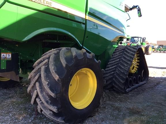 Image of John Deere S780 equipment image 4