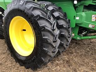 Main image John Deere S780 19