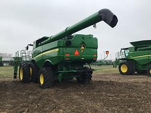 Main image John Deere S780 3