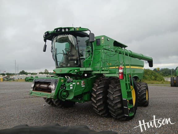 Image of John Deere S780 equipment image 2