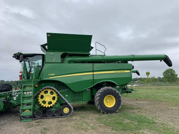 Main image John Deere S780