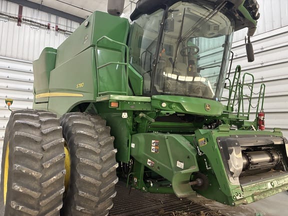 2022 John Deere S780 Equipment Image0