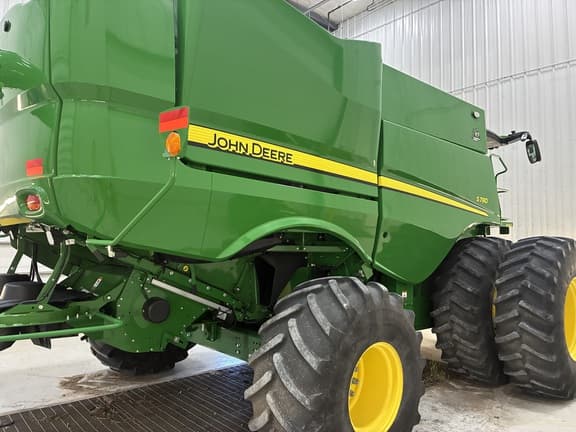 Image of John Deere S780 equipment image 3