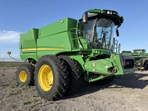 2022 John Deere S780 Image