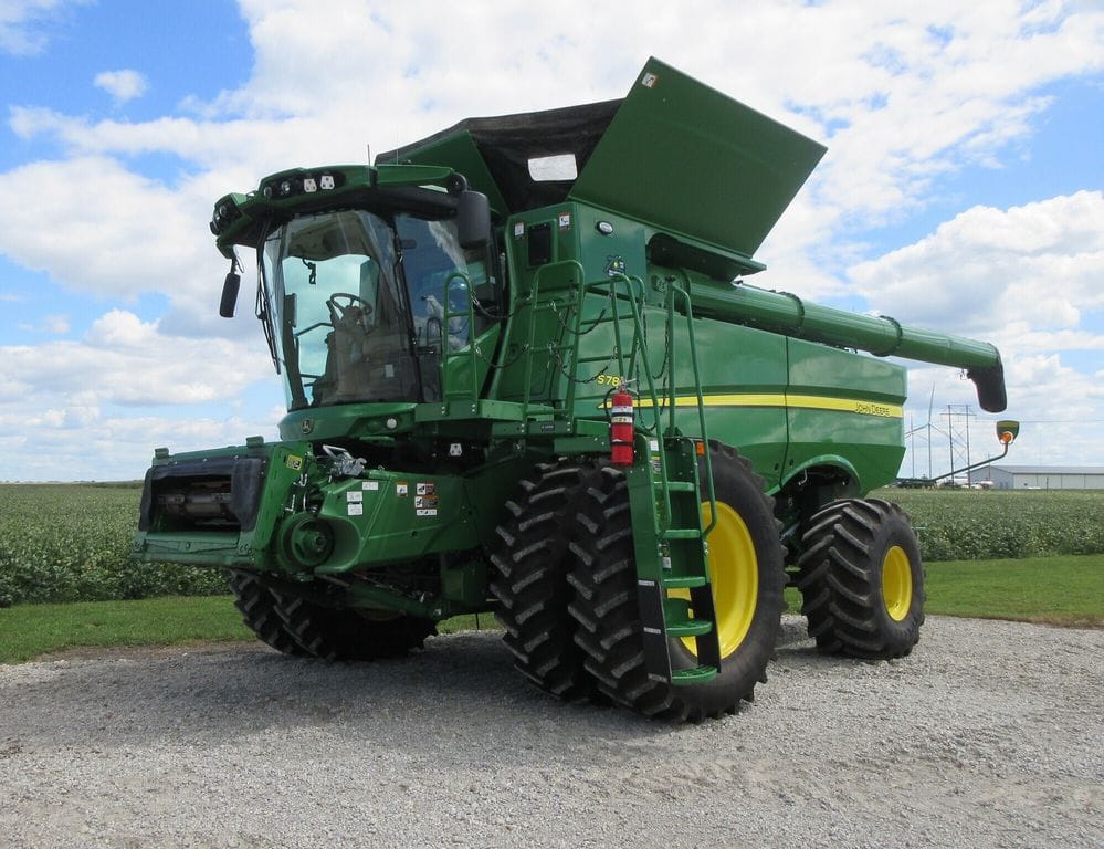 2022 John Deere S780 Equipment Image0
