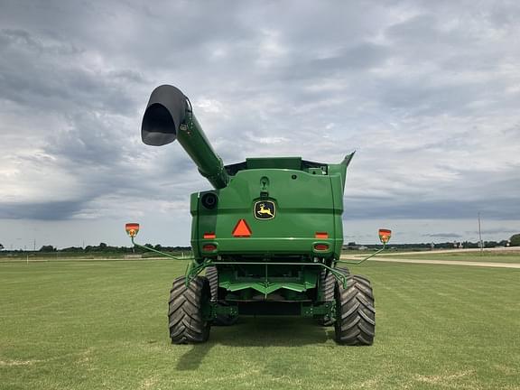 Image of John Deere S780 equipment image 3