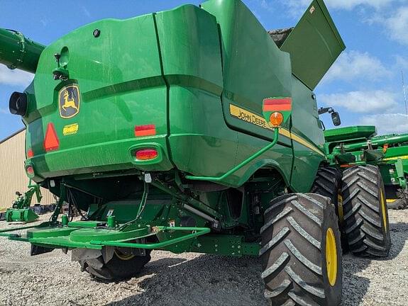Image of John Deere S780 equipment image 3