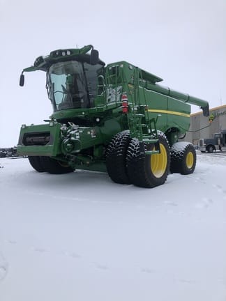 Main image John Deere S780