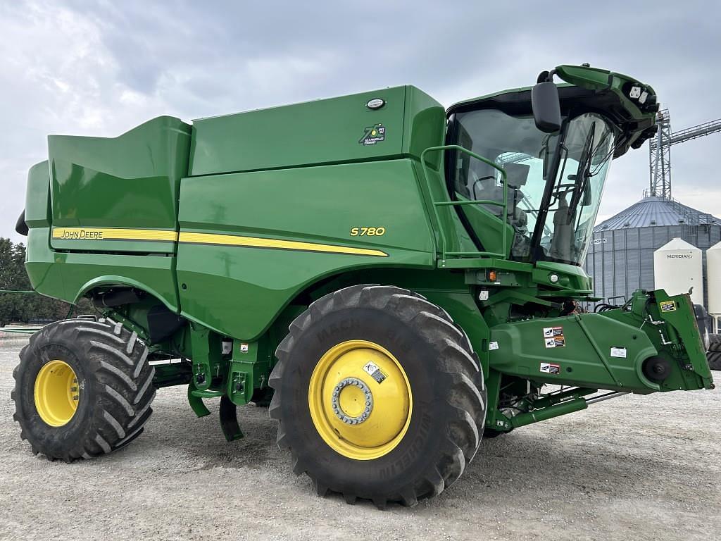 Image of John Deere S780 Primary image
