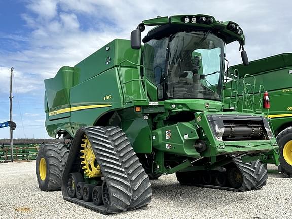 Image of John Deere S780 equipment image 1