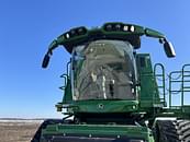 Thumbnail image John Deere S780 3