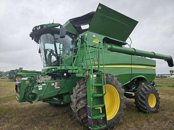 Image of John Deere S780 Primary image