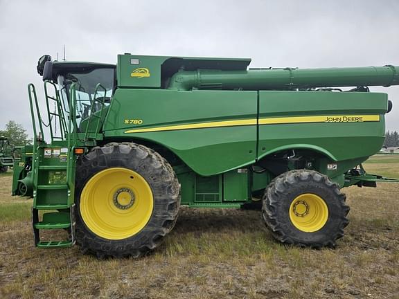 Image of John Deere S780 equipment image 4