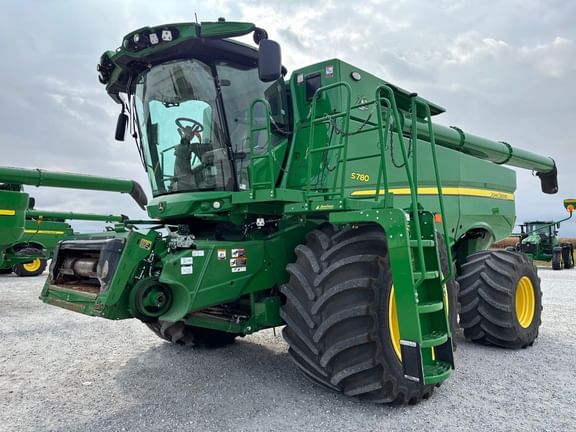 2022 John Deere S780 Equipment Image0