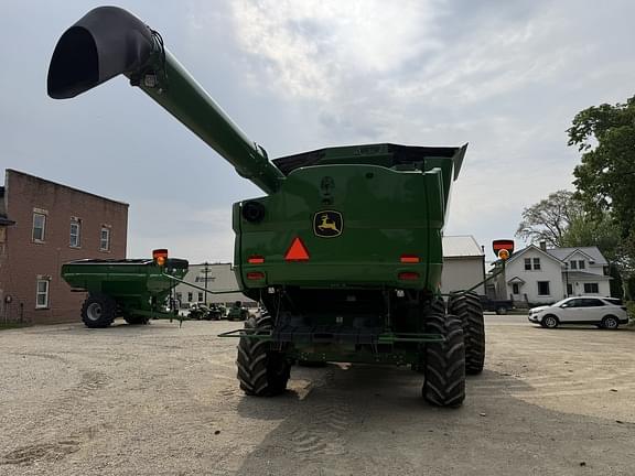 Image of John Deere S780 equipment image 3