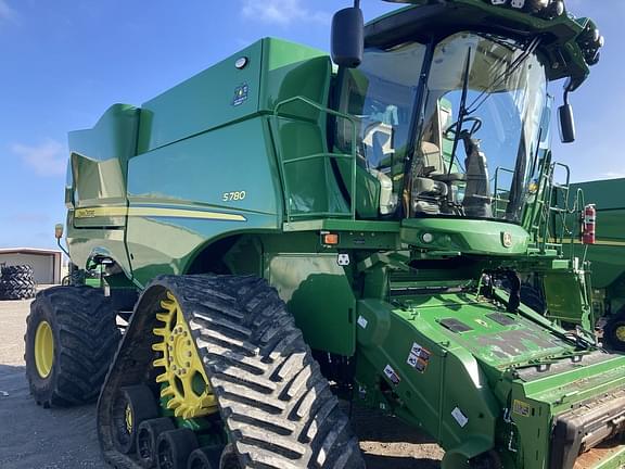 Image of John Deere S780 equipment image 1