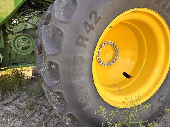 Image of John Deere S780 equipment image 4