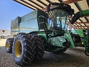 Main image John Deere S780 0