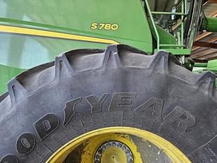 Main image John Deere S780 13