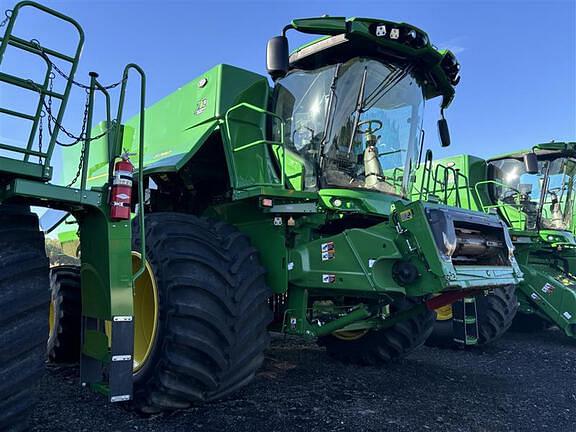 Image of John Deere S780 equipment image 1