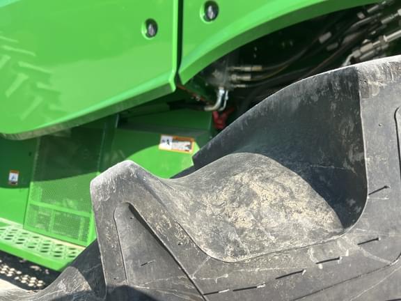 Image of John Deere S780 equipment image 2