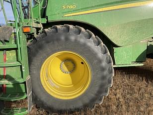 Main image John Deere S780 8