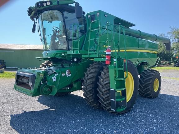 Image of John Deere S780 equipment image 1