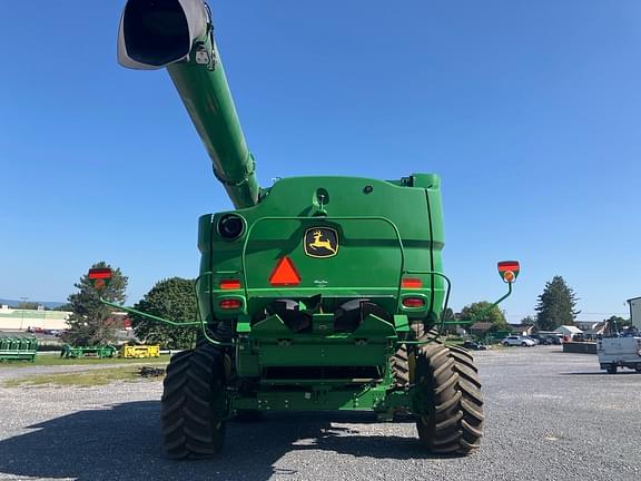 Image of John Deere S780 equipment image 4